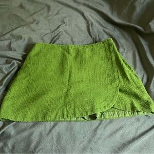 Abercrombie Green Mini Skirt Size Medium
